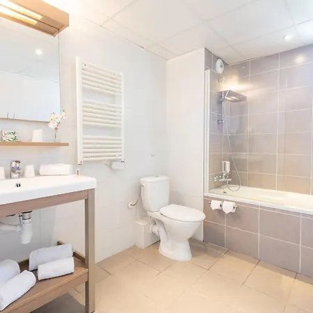 Zenitude Hotel-residences Cannes Aparthotel 3*